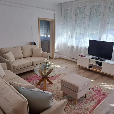 Lily Apartment